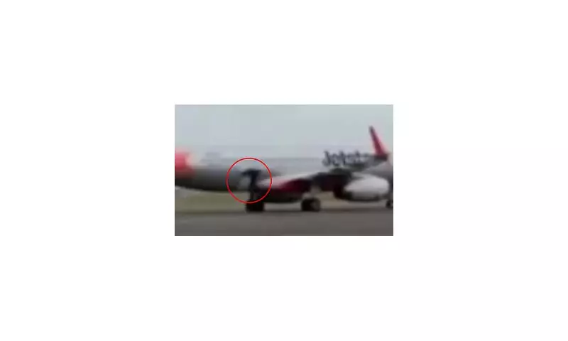 Jetstar Flight Forced to Return to Sydney After Cargo Door Warning Light Ignites Mid-Flight
