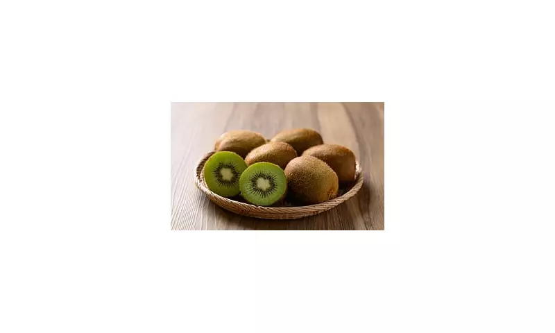 Kiwi Fruit: The Natural Constipation Remedy Backed by UK Science