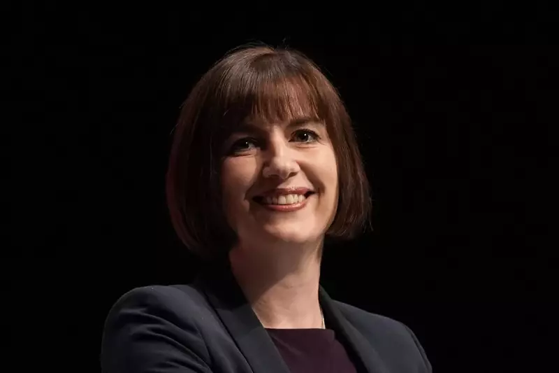 Labour's Education Chief Faces Backlash Over Pro-Palestinian Conference Attendance