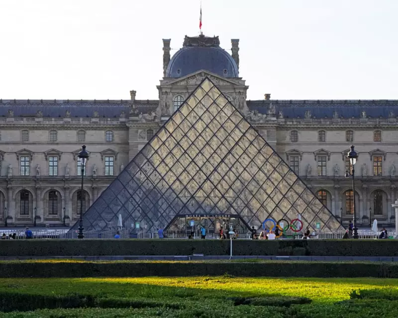 Louvre Lockdown: Paris Reels as Armed Thieves Pull Off Daring Art Heist