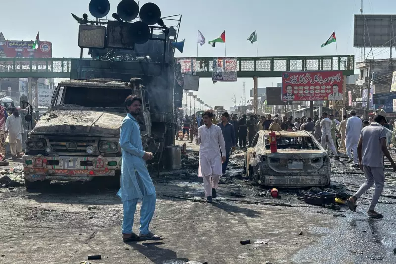 Pakistan Police Clash with Hardline Islamists in Lahore as Tensions Escalate Over Blasphemy Laws