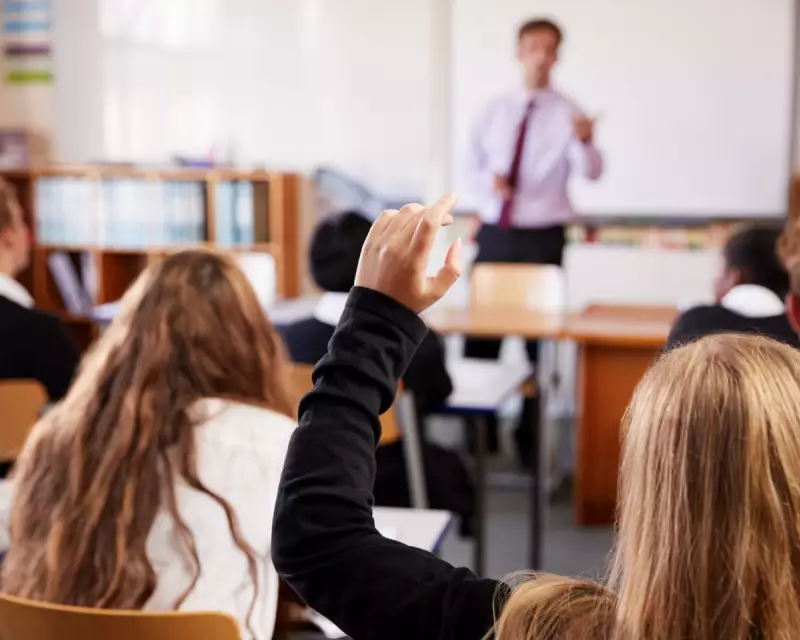 Six-Seven Craze Sweeps UK Schools: Teachers Reveal Classroom Chaos and Creative Solutions