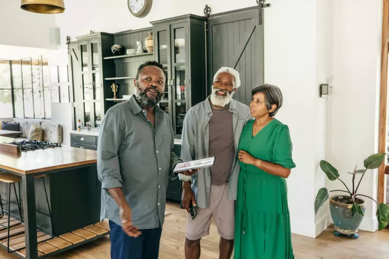 The Ultimate Downsizing Guide: Helping Elderly Parents Declutter and Move with Confidence