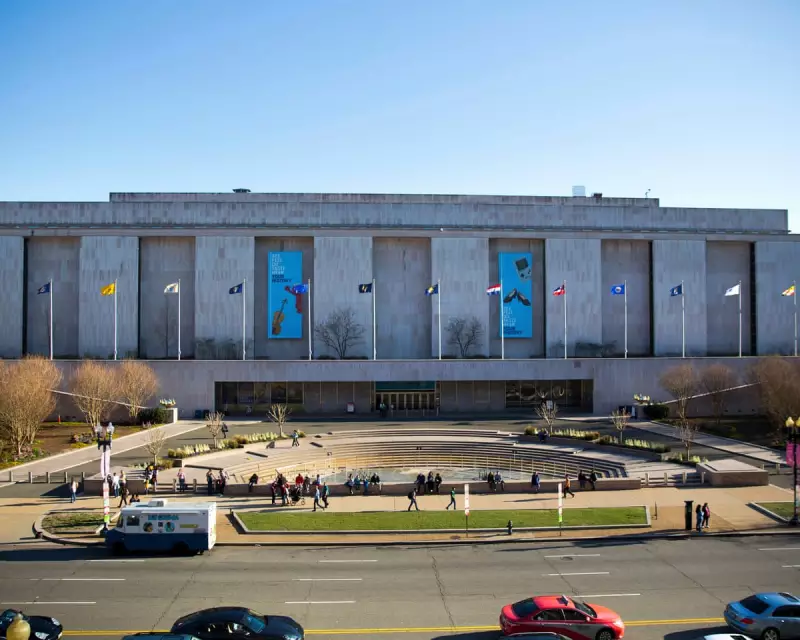 Trump's War on History: How the Smithsonian Faces Political Pressure Over US Legacy