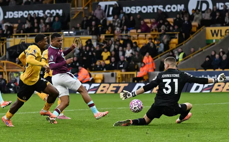 Wolves Maul Burnley in Premier League Thriller as Hwang Hee-chan Stars