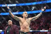 Alex Pereira's Devastating KO Stuns UFC World, Draws Reaction from Israel Adesanya