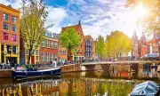 Amsterdam's Latest Tourist Trap: The Distraction Scam Sweeping the City's Streets