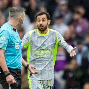 Bernardo Silva's Double Strike Sinks Aston Villa as Man City Keep Title Pressure on Arsenal