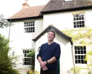 Buckinghamshire Man's House Raffle Offers Americans Escape from Political Turmoil