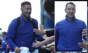 Chelsea Legends Triumph in Thrilling 4-2 Victory Over Liverpool Icons at Stamford Bridge