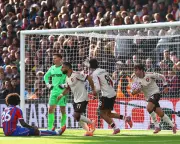 Chiesa Fires Liverpool Past Crystal Palace in Carabao Cup Thriller