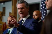 Gavin Newsom Issues Stark Warning: Trump-Linked Shutdown Could Cripple US Airports and Travel