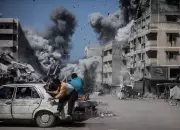 Global Lens: A Visual Journey Around the World This Week | Guardian Photo Essay