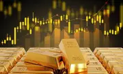 Gold Price Plummets: Worst Single-Day Crash in a Decade Sends Shockwaves Through Markets