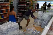 Hurricane Melissa Threatens US East Coast: Emergency Kits and Evacuation Plans Urgently Needed