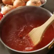 Italian Chef's Secret: The Simple Tomato Sauce That's Taking Over British Kitchens
