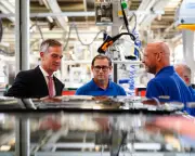 Jaguar Land Rover Refutes Government's £15bn Support Claim in Tense Whitehall Standoff