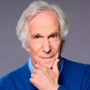 John Travolta's Bizarre 7Up Purchase: A Pub Landlord's Unforgettable Celebrity Encounter