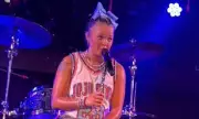 JoJo Siwa Breaks Down in Tears During Final Tour Performance as Boyfriend Chris Hughes Delivers Heartfelt Tribute