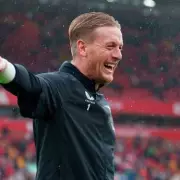 Jordan Pickford Pens New Everton Deal: England Keeper Commits Future Amid Club Uncertainty