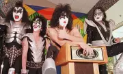 KISS Security Guard Danny Francis Confronts Ace Frehley in Backstage Drama
