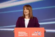 Labour's Tax Pledge: Rachel Reeves Vows No Income Tax or National Insurance Hike for Working Britons