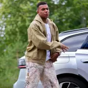 Liverpool Plot Sensational Double PSG Raid for Ekitike and Mbappé