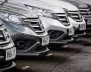 Lloyds Banking Group Sets Aside Additional £800 Million for Car Finance Scandal Compensation