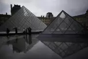 Louvre Under Fire: French Senate Slams 'Disastrous' Da Vinci Exhibition Management