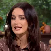 Love Island Star Amber Davies Breaks Down in Tears After Devastating Theatre Mishap