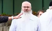Manchester Synagogue Hero: Rabbi Fights Off Knife-Wielding Attacker in Terror Incident