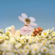 Marc Jacobs' New Perfume Lasts All Day & Night: Our Honest Review