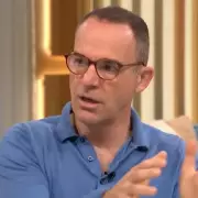 Martin Lewis' Budget-Friendly Heating Hack: Aldi's £12.99 Electric Blanket Sells Out Fast