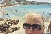Mykonos Restaurant Scandal: Tourist Stung With €800 Bill For Cocktails And Oysters