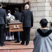 Mystery Mourners: Dozens of Strangers Arrive at Funeral After Heartfelt Facebook Plea