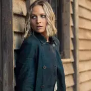 Niamh Algar's Secret Affair: The Iris Co-Star Romance That Rocked Her Real Relationship