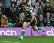 Northampton Saints Edge Leicester Tigers in Premiership Thriller at Franklin's Gardens