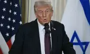 Political Clash of Titans: Trump's Dominant Persona Overshadows Starmer in Leadership Comparison