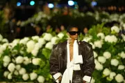 Power Dressing Returns: Shoulder Pads Make Dramatic Comeback at Paris Fashion Week