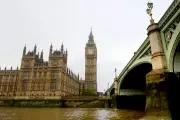 Senior Lawyer Quits UK Grooming Gang Inquiry Amidst Controversy Over Victim Treatment