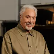 Sir Tom Jones Admits Guilt Over Wife's Cancer Battle: 'I Should Have Spotted The Signs'