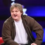 Taylor Swift's Hilarious Wardrobe Malfunction Leaves Her in Hysterics During London Eras Tour