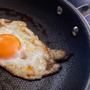 The Chef's Secret to Perfect Fried Eggs: Crispy Edges & Runny Yolks Every Time