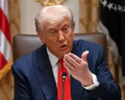 Trump Issues Stark Ultimatum to Hamas: 'Disarm or Face Military Action'