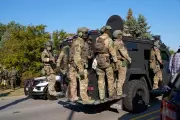 Trump's ICE Recruitment Raids: Controversial Ads Target Migrant Workers