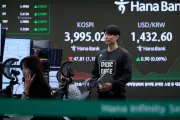Trump's Trade War Rattles Asian Markets: Shanghai Composite Plummets