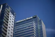 US Regional Banking Crisis Deepens: Stocks Plunge as NY Community Bancorp Sounds Alarm