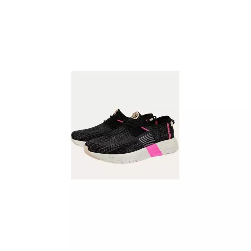 £80 'Chic & Comfy' Trainers Slashed to £30 in Black Friday Sale