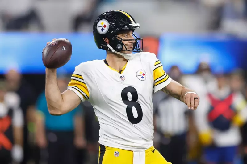 Aaron Rodgers' Wrist Injury Casts Doubt on Steelers' Bears Clash