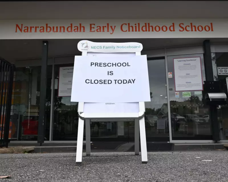 ACT Schools Shut in Asbestos Scare Over Coloured Sand Products